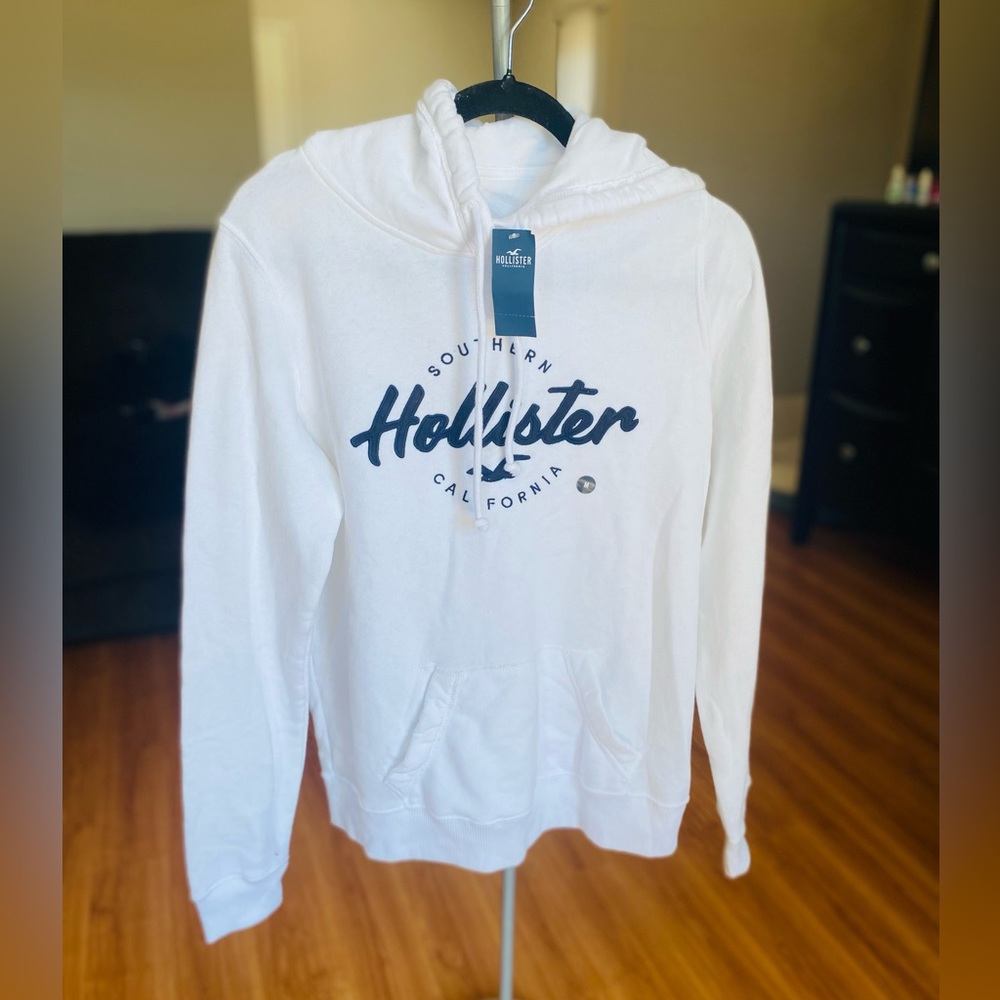 NWT White Hollister Hoodie